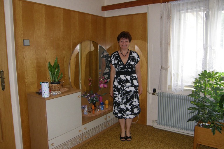 Mamka 71,1 kg letní šaty.jpg